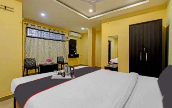 H K Residency Near Kalakshetra Hotell Guwahati Eksteriør bilde